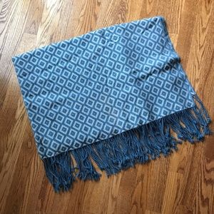 A&R Cashmere Wool Blue Geometric Throw Blanket